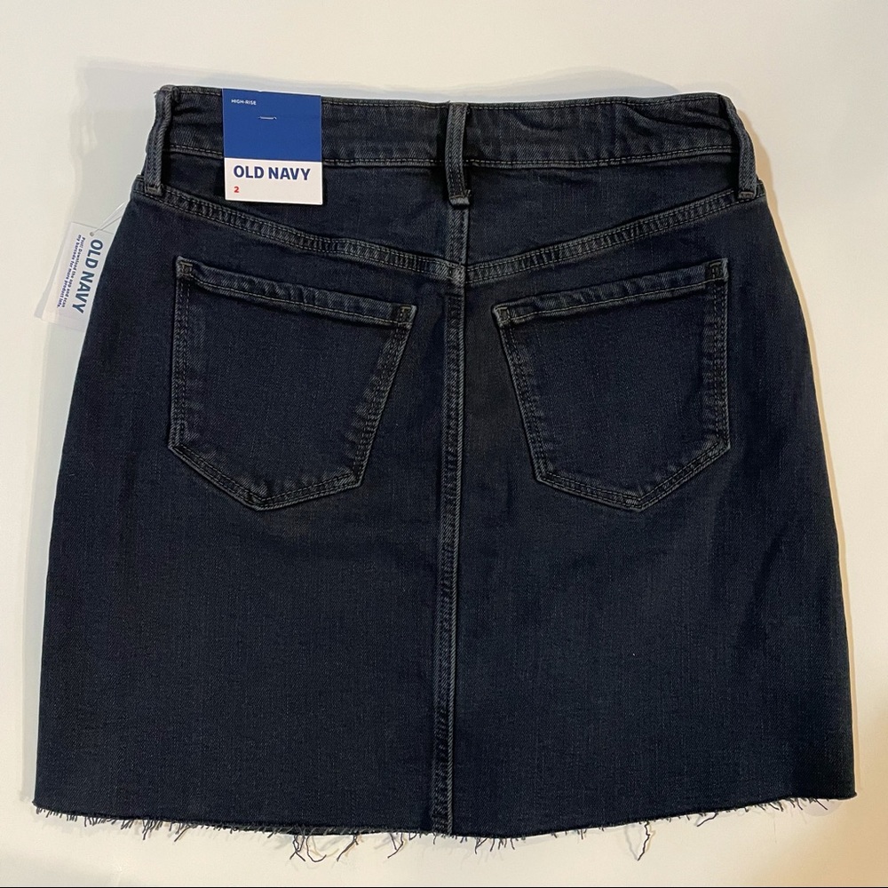 Old navy jean skirt - Picture 2 of 5